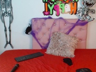 Hibrida nude on cam – live sex chat