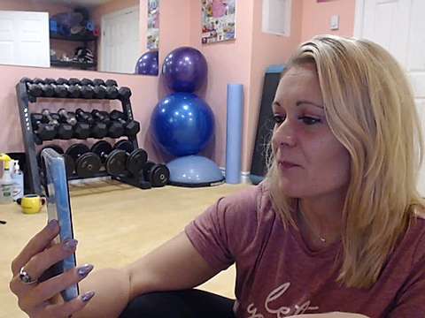 HollyTattoo naked stripping on cam for live sex video chat