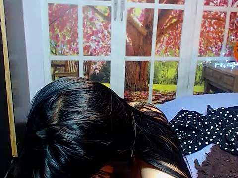 isabella_miller_ naked stripping on cam for live sex video chat