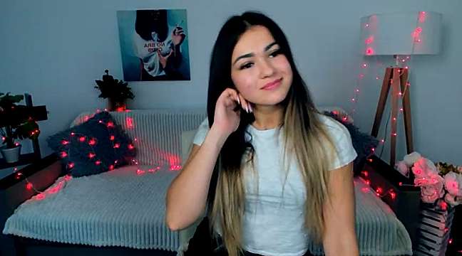 Jenn__Shy naked stripping on cam for live sex video chat