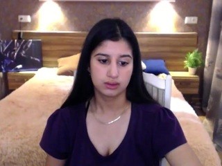 Jennifer-Phillips nude on cam – live sex chat