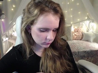 JuelzFox nude on cam – live sex chat