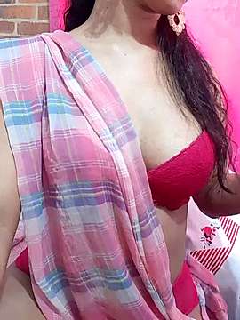 kareena_khan naked stripping on cam for live sex video chat