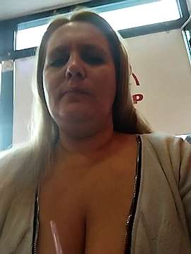KristimatureXL naked stripping on cam for live sex video chat