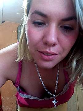 Lady__Fox naked stripping on cam for live sex video chat