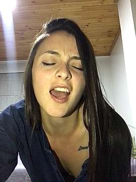 liamariaco naked stripping on cam for live sex video chat