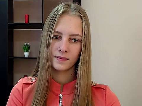 lilian_l naked stripping on cam for live sex video chat