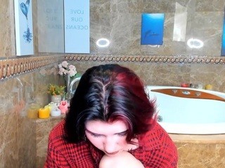 LilyRoxx nude on cam – live sex chat