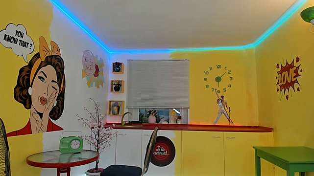 Little_barbi naked stripping on cam for live sex video chat