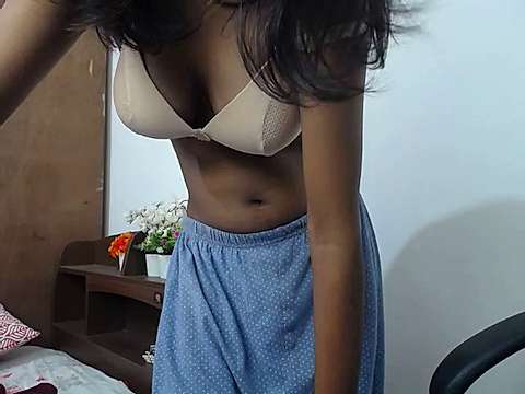 Maria_Fun naked stripping on cam for live sex video chat