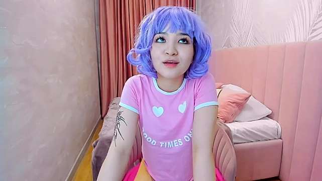 NikkiYang naked stripping on cam for live sex video chat