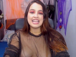 OliviaVanini nude on cam – live sex chat