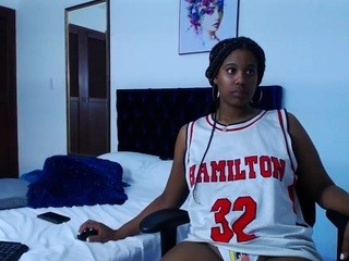 PeytonFly nude on cam – live sex chat