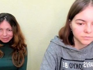 QueenKiss nude on cam – live sex chat