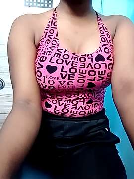RaatKiRaanisexy naked stripping on cam for live sex video chat