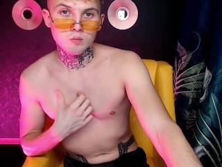RelJoe nude on cam – live sex chat