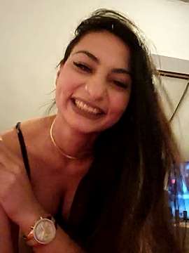 riakosty naked stripping on cam for live sex video chat