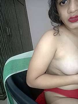 riyahotty123 naked stripping on cam for live sex video chat