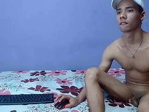 sexygirlxl naked stripping on cam for live sex video chat