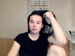 SindiSindii nude on cam – live sex chat