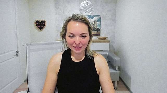soaring_ naked stripping on cam for live sex video chat