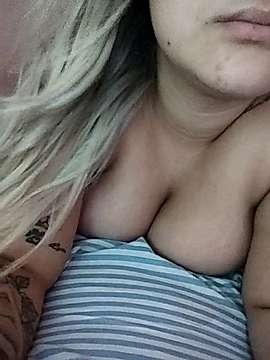StellaKastro naked stripping on cam for live sex video chat