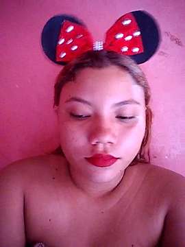 Su_Kemm naked stripping on cam for live sex video chat