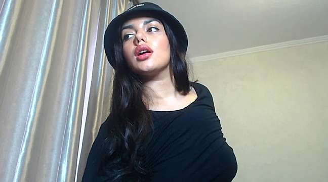 Sweet_Khalifa naked stripping on cam for live sex video chat