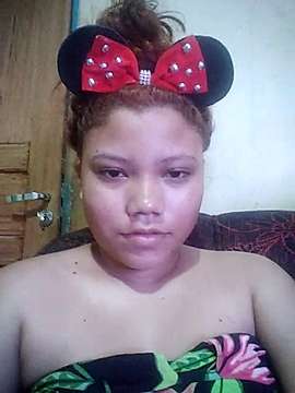Thomas_Rayssa naked stripping on cam for live sex video chat