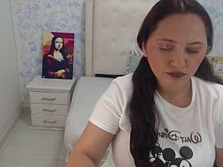 _tinny_bbw naked stripping on cam for live sex video chat