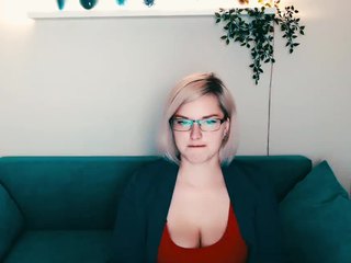 UlliaNelina nude on cam – live sex chat