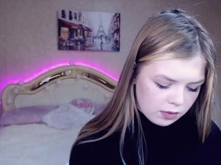 VanessaSue nude on cam – live sex chat