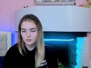 WinterrFlower nude on cam – live sex chat