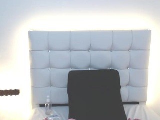 Xmorena69x nude on cam – live sex chat