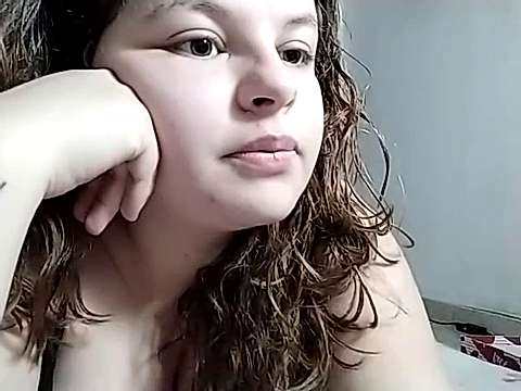 AgataSwtch naked stripping on cam for live sex video chat