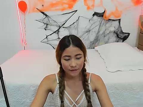 Amy_lee1 naked stripping on cam for live sex video chat