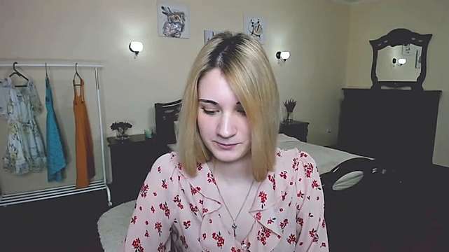 AnnaCharming naked stripping on cam for live sex video chat