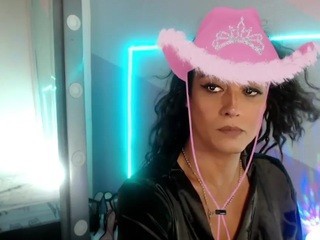 Atenea-queen nude on cam – live sex chat