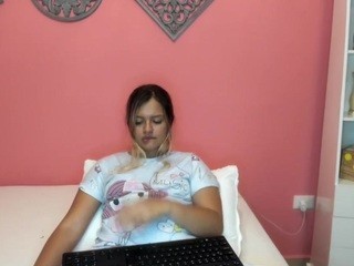 Azul nude on cam – live sex chat