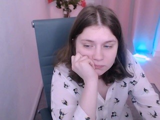 BreeShines nude on cam – live sex chat