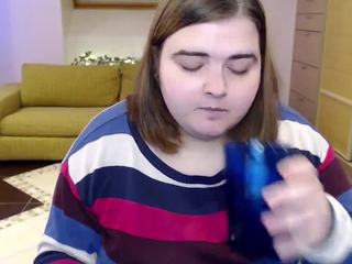 Bustyamanda nude on cam – live sex chat