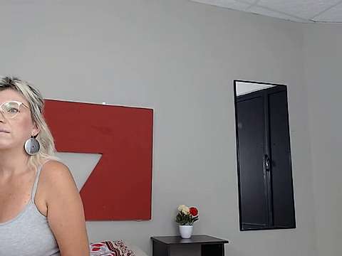 catasweet19 naked stripping on cam for live sex video chat
