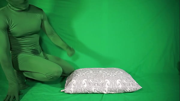 Covid Ghost Fucks Pillow One Last Time – Paranormal Pillow Play / Haunted Hump – Liminal Space Jam (Greenscreen Morphsuit Zentai) [Geraldo Rivera – jankASMR]