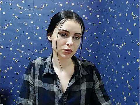 CuteRoza naked stripping on cam for live sex video chat
