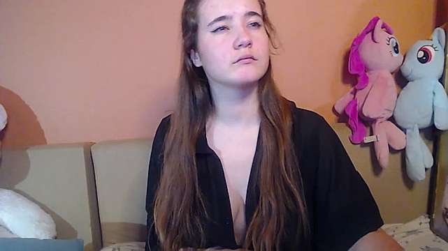 daia_fly naked stripping on cam for live sex video chat