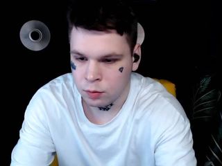 DradHerson nude on cam – live sex chat