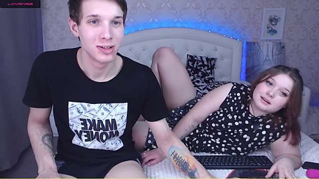 ElzaAndTaylor naked stripping on cam for live sex video chat