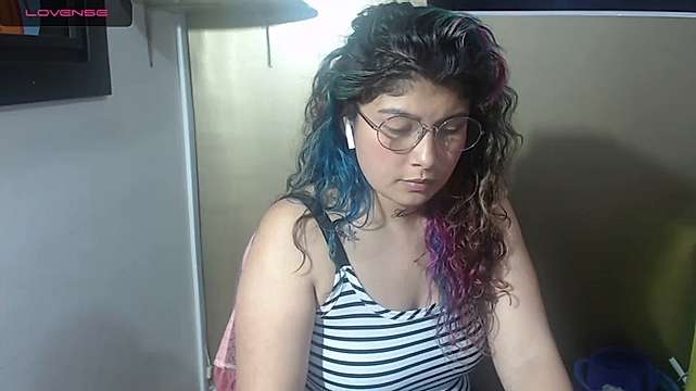 Emith_Chamber naked stripping on cam for live sex video chat