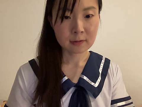 —EMMA—@xh naked stripping on cam for live sex video chat