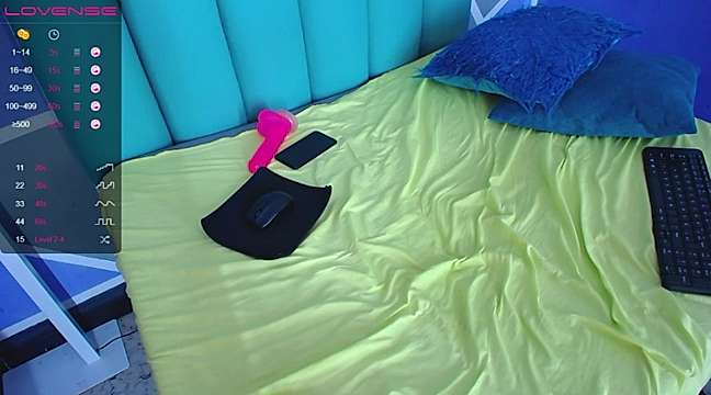 gisela_sex21 naked stripping on cam for live sex video chat